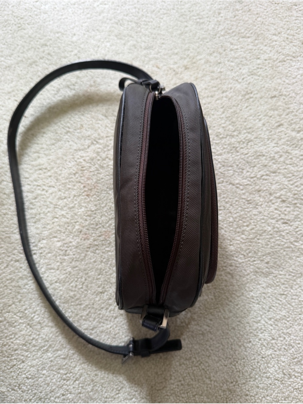 Coach Brown Women’s Shoulder Bag with front exterior Pocket - Picture 3 of 3